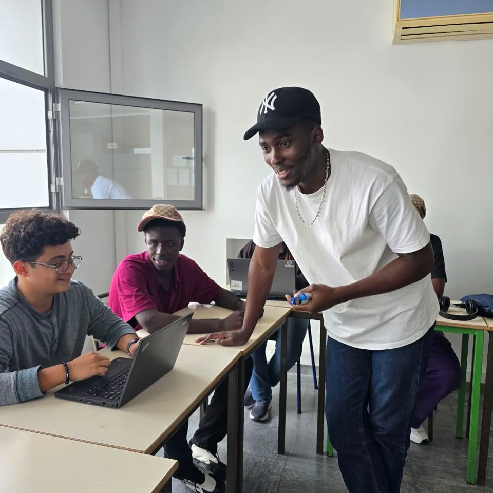 571111592_1274873054678008_5211903028020132055_n